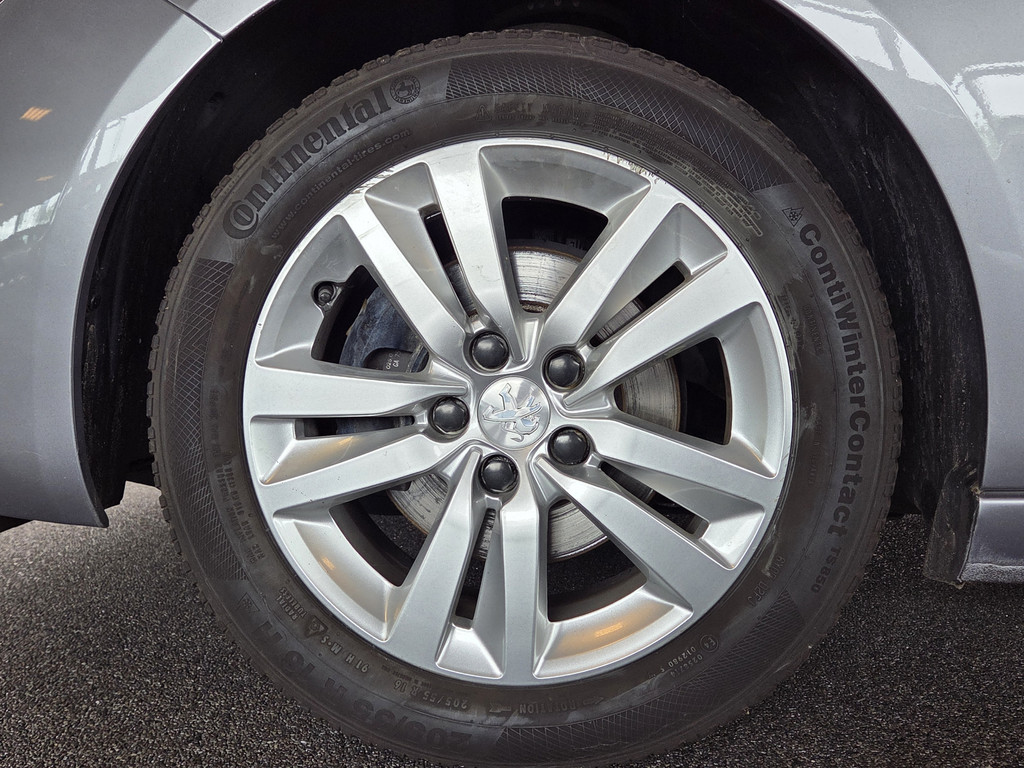 37268399-13.jpg