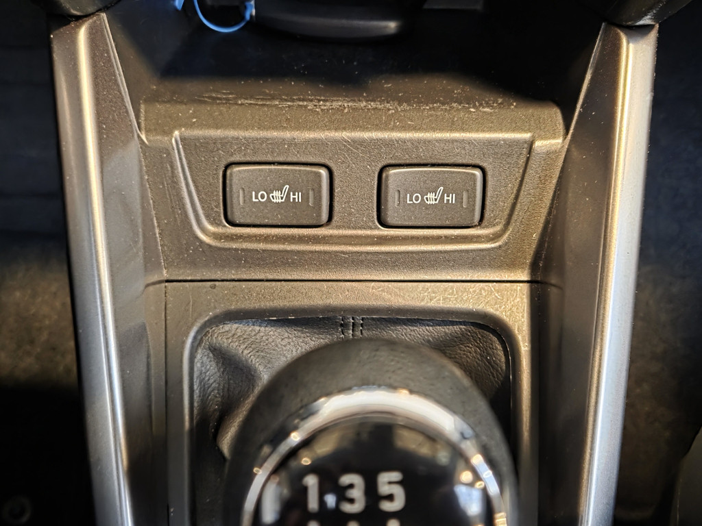 49684349-36.jpg