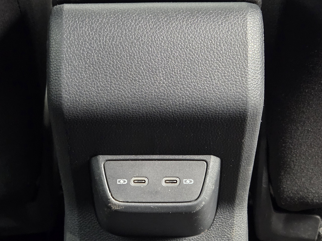 54456884-18.jpg