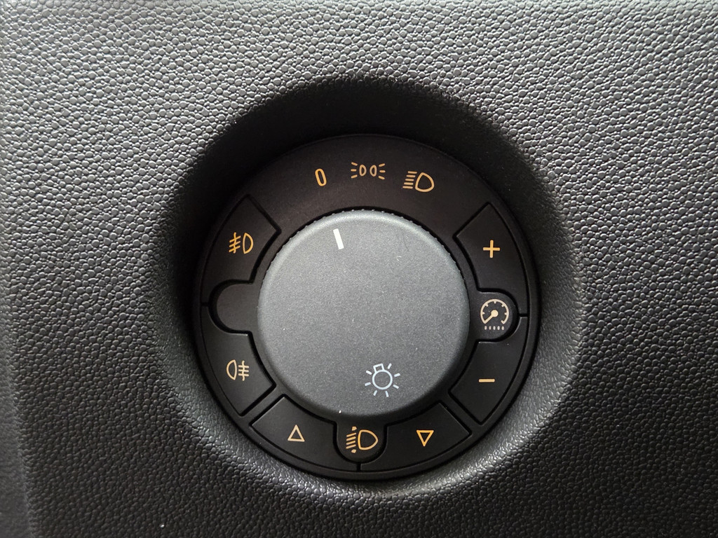 57065871-20.jpg